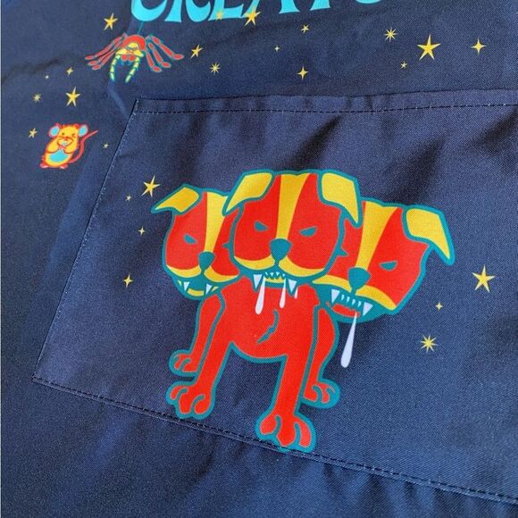 NWT Wizarding World Magical Creatures Apron One Size Blue Magical Beasts Pocket - Picture 6 of 12